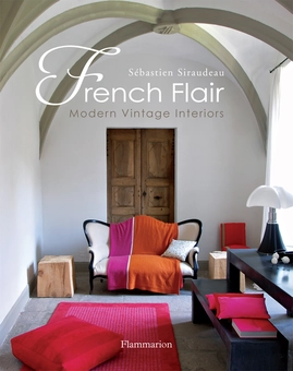 Паперова книга «French Flair: Modern Vintage Interiors», автор Себастьян Сіродей - фото №2 - мініатюра