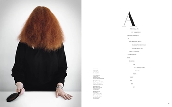 Паперова книга «Tim Walker: Story Teller», авторів Робін М'юїр, Кейт Буш - фото №7 - мініатюра