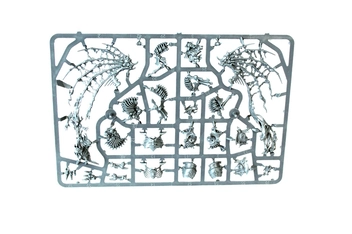 «Набор для сборки миниатюр Games Workshop Warhammer Age of Sigmar Deathlords Morghasts (99120207048)», бренда Games Workshop - фото №7 - миниатюра