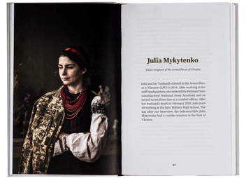 Бумажная книга «Invincible. А book about the resistance of Ukrainian women in the war against Russian invaders», автор Виктория Покатис - фото №4 - миниатюра