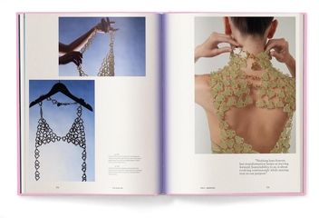 Бумажная книга «Thainess. Thai Creativity Today», автор Пол Роджанатхара - фото №6 - миниатюра