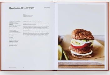 Паперова книга «The Vegan Kitchen», автор Жан-Крістіан Жюрі - фото №5 - мініатюра