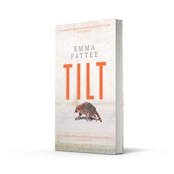 Бумажная книга «Tilt», автор Эмма Патти - фото №2 - миниатюра