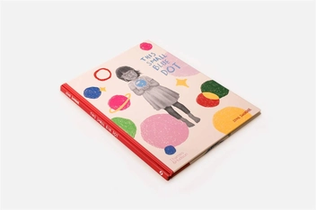 Бумажная книга «This Small Blue Dot», автор Зено Свордер - фото №4 - миниатюра