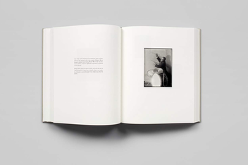 Бумажная книга «Berenice Abbott. Paris Portraits 1925 - 1930», автор Рон Курц - фото №5 - миниатюра
