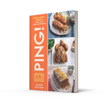 Бумажная книга «PING! Cook, Bake, Create Using Just Your Microwave», автор Жюстин Паттисон - фото №4 - миниатюра