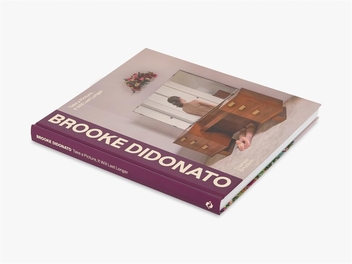 Паперова книга «Brooke DiDonato: Take a Picture, It Will Last Longer», автор Брук ДіДонато - фото №3 - мініатюра