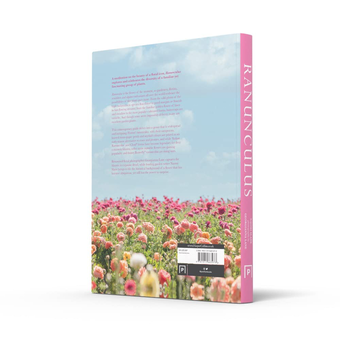 Бумажная книга «Ranunculus. Beautiful Buttercups for Home and Garden», автор Наоми Слэйд - фото №4 - миниатюра