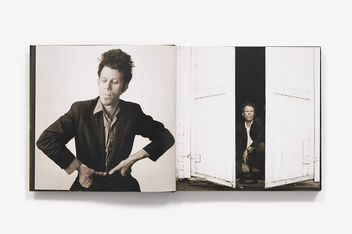 Бумажная книга «Tom Waits by Matt Mahurin», автор Мэтт Мэхурин - фото №6 - миниатюра