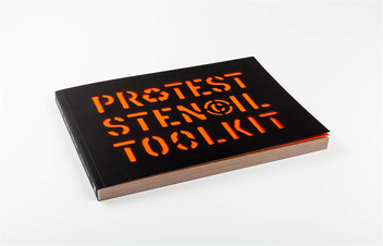 Паперова книга «Protest Stencil Toolkit. Revised Edition», автор Патрік Томас - фото №2 - мініатюра