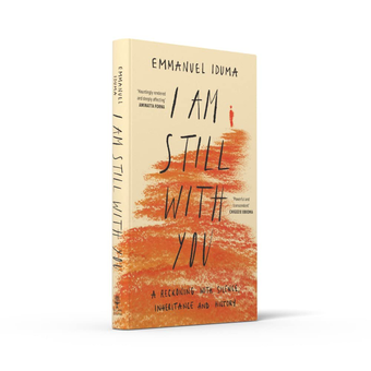 Бумажная книга «I Am Still With You. A Reckoning with Silence, Inheritance and History», автор Эммануэль Идума - фото №3 - миниатюра