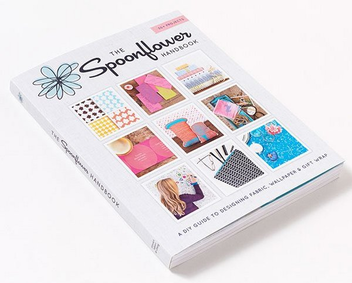 Бумажная книга «The Spoonflower Handbook. A DIY Guide to Designing Fabric, Wallpaper & Gift Wrap with 30+ Projects», авторов Стефен Фрэзер, Джуди Кеттелер, Бека Ран - фото №3 - миниатюра