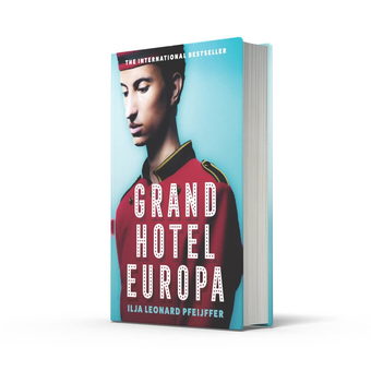 Паперова книга «Grand Hotel Europa», автор Ілля Леонард Пфайффер - фото №2 - мініатюра