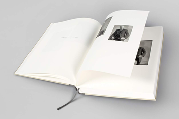 Бумажная книга «Berenice Abbott. Paris Portraits 1925 - 1930», автор Рон Курц - фото №8 - миниатюра