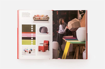 Бумажная книга «A Century of Colour in Design», автор Дэвид Гаррисон - фото №3 - миниатюра