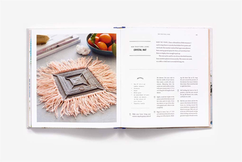 Бумажная книга «On the Loom. A Modern Weaver's Guide», автор Мэриэнн Муди - фото №4 - миниатюра