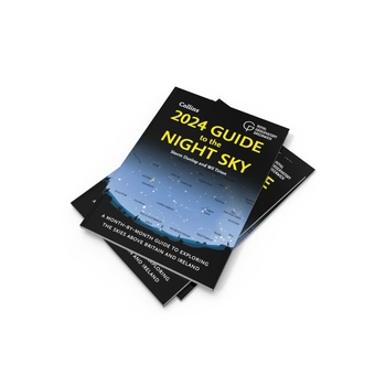 Бумажная книга «2024 Guide to the Night Sky. A month-by-month guide to exploring the skies above Britain and Ireland», авторов Сторм Данлоп, Уил Тирион - фото №3 - миниатюра