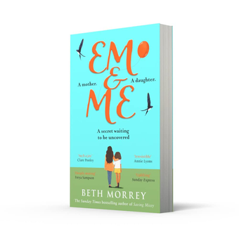 Бумажная книга «Em & Me», автор Бет Морри - фото №2 - миниатюра