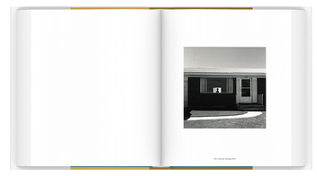 Бумажная книга « American Silence. The Photographs of Robert Adams», автор Сара Гриноу - фото №7 - миниатюра