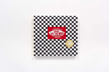 Паперова книга «Vans. Off the Wall (50th Anniversary Edition)», автор Дуг Палладіні - фото №4 - мініатюра