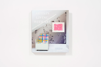 Бумажная книга «Artists Living with Art», авторов Аманда Бенчли, Стейси Герген - фото №4 - миниатюра