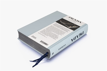 Бумажная книга «Prada Catwalk. The Complete Collections», автор Сюзанна Франкель - фото №4 - миниатюра