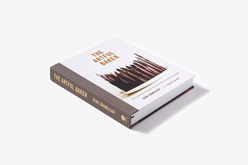 Бумажная книга «Artful Baker. Extraordinary Desserts From an Obsessive Home Baker», автор Дженк Сонмезой - фото №6 - миниатюра