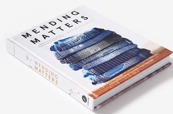 Бумажная книга «Mending Matters. Stitch, Patch, and Repair Your Favorite Denim & More», автор Катрина Родабау - фото №3 - миниатюра