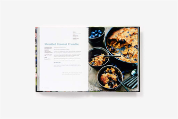 Бумажная книга «Pure & Simple: A Natural Food Way of Life», автор Паскаль Нессенс - фото №9 - миниатюра