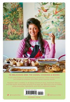 Бумажная книга «The Sweet Roasting Tin.One Tin Cakes, Cookies & Bakes», автор Рукмини Айер - фото №2 - миниатюра