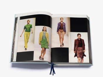 Бумажная книга «Prada Catwalk. The Complete Collections», автор Сюзанна Франкель - фото №6 - миниатюра