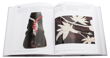 Бумажная книга «The Fashion Book », автор Кэролайн Киннеберг - фото №5 - миниатюра