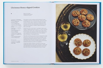 Бумажная книга «The Greek Kitchen», автор Вефа Алексиаду - фото №6 - миниатюра