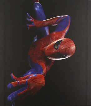 Паперова книга «Amazing Spider-Man: Behind the Scenes and Beyond the Web», автор Марі Явінс - фото №2 - мініатюра