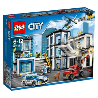  «Конструктор LEGO City Полицейский участок (60141)», бренда LEGO - фото №2 - миниатюра