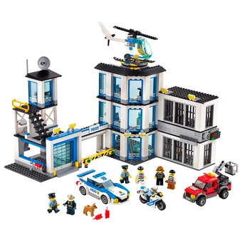  «Конструктор LEGO City Полицейский участок (60141)», бренда LEGO - фото №4 - миниатюра