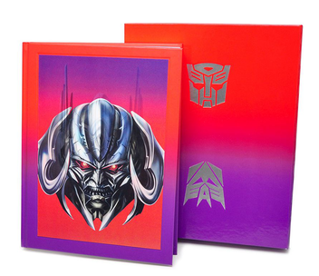 Бумажная книга «Transformers. A Visual History. Limited Edition», автор Джим Соренсон - фото №2 - миниатюра