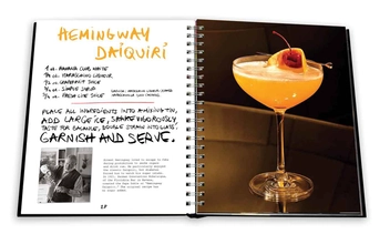 Бумажная книга «Celebrity Cocktails», автор Браян Ван Фландерн - фото №3 - миниатюра