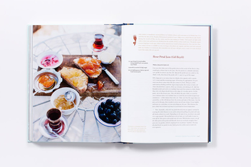 Бумажная книга «Essential Turkish Cuisine», автор Энгин Акин - фото №4 - миниатюра