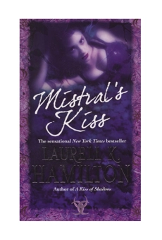 Бумажная книга «Mistral's Kiss», автор Лорел К. Гамильтон - фото №2 - миниатюра