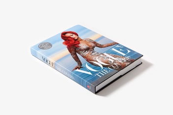 Бумажная книга «Vogue: The Covers », автор Доди Казанджян - фото №9 - миниатюра