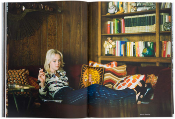 Бумажная книга «Eat the Sun. From Dusk to Dawn with Photographer Floria Sigismondi», автор Флория Сигизмонди - фото №3 - миниатюра