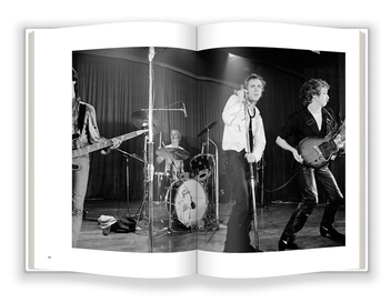 Бумажная книга «Spirit of 76. London Punk Eyewitness», автор Джон Ингэм - фото №5 - миниатюра