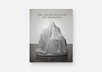 Паперова книга «John Isaacs. The Architecture of Empathy», авторів Метью Баун, П'єр-Ів Десайв, Джон Айзекс, Мартін Кемп, Джеймс Патнем, Діді Боцціні, Дітер Мерш, Дана Зайя - фото №3 - мініатюра