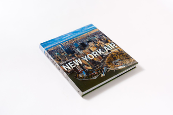Бумажная книга «New York Air: The View from Above», авторов Джордж Штайнметц, Жюльен Томаселло - фото №3 - миниатюра