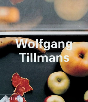 Бумажная книга «Wolfgang Tillmans», автор Джоанна Бертон - фото №1 - миниатюра