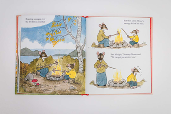 Бумажная книга «Little Mouse's Holiday», автор Риикка Янтти - фото №6 - миниатюра