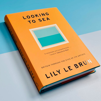 Бумажная книга «Looking to Sea. Britain Through the Eyes of its Artists», автор Лили ле Бран - фото №4 - миниатюра