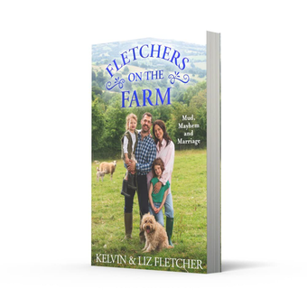 Паперова книга «Fletchers on the Farm. Mud, Mayhem and Marriage», авторів Ліз Флетчер, Келвін Флетчер - фото №2 - мініатюра