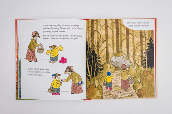 Бумажная книга «Little Mouse's Holiday», автор Риикка Янтти - фото №7 - миниатюра